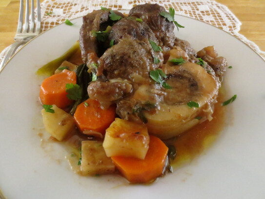 Rasol de viţel înăbuşit (Maria Matyiku / Epoch Times)