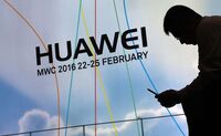 Logo-ul companiei chineze de Huawei (Luis Gene/AFP/Getty Images)
