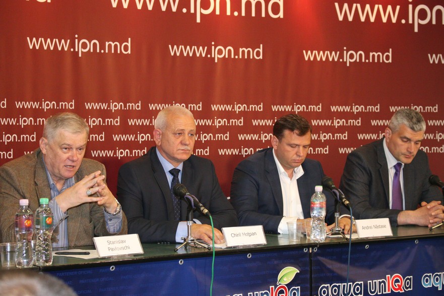 Membri ai Platformei DA, conferinţă de presă 26 mai 2016