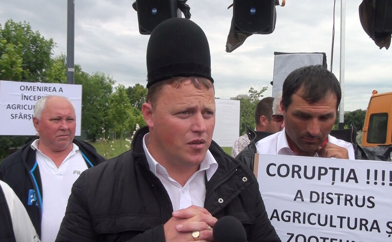 Ghiţa Ciobanul. Protest al agricultorilor şi crescătorilor de animale la Parlament. (Epoch Times)