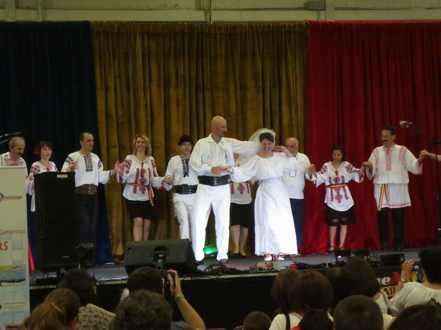 Obiceiuri vechi de la o Nuntă tradiţională Moldovenească