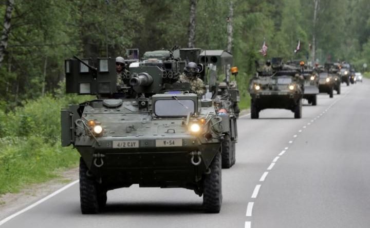 Trupele americane în timpul marşului tactic  Dragoon Ride II în apropiere de Daugavpils, Letonia, 6 iunie 2016. (Captură Foto)