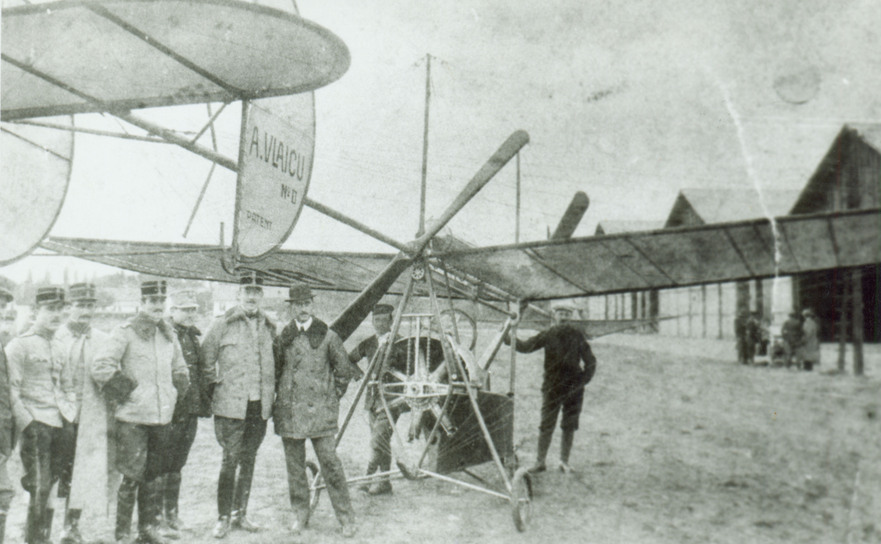 Aeroplanul Vlaicu II, pe Dealul Cotrocenilor (wikipedia.org)