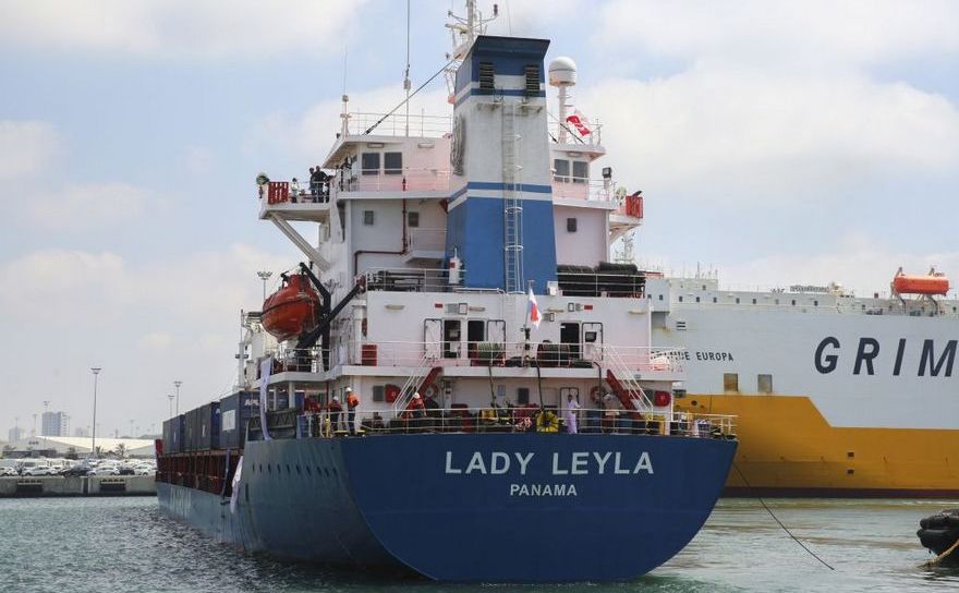 Nava turcă Lady Leyla soseşte în portul turcesc Ashdod, 3 iulie 2016.