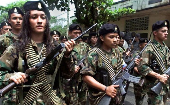 Rebeli columbieni FARC.