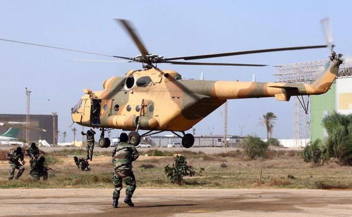 Elicopter al forţelor armate libiene. (Captură Foto)