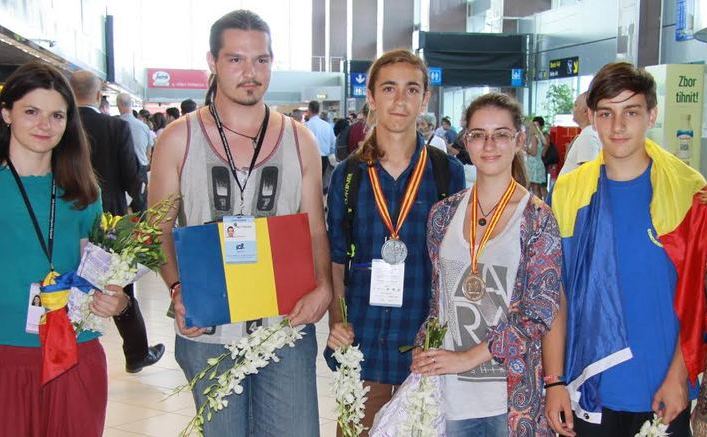 Elevi români olimpici la Olimpiada Internaţională de Lingvistică de la Mysore, India, 2016