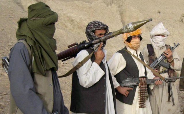 Luptători talibani în provincia afgană Helmand
