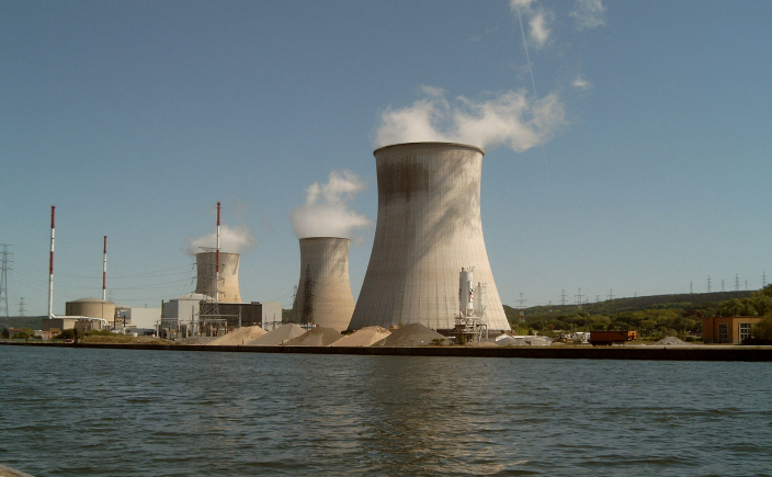 Centrala nucleară Tihange, Belgia (wikipedia.org)