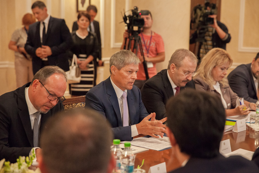 Premierul Dacian Cioloş în vizită la Chişinău