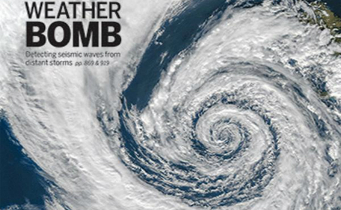 
Furtuna din Atlanticul de Nord, care a avut loc între Groenlanda şi Islanda, este cunoscută sub numele de "bombă climatică"