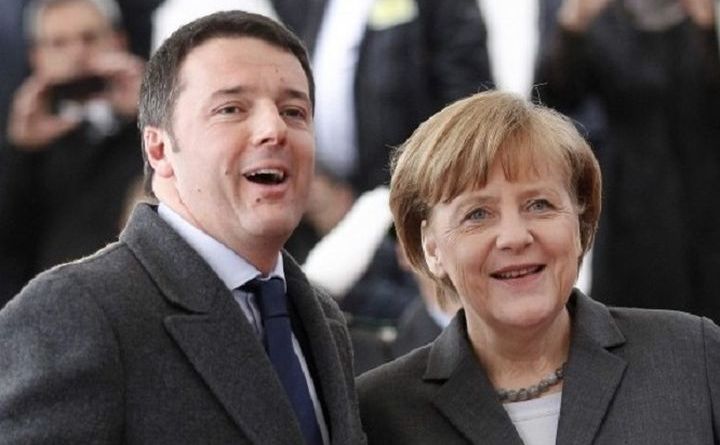Premierul italian Matteo Renzi (st) şi cancelarul german Angela Merkel. (Captură Foto)
