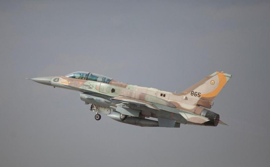 Un avion de luptă israelian F-16.
