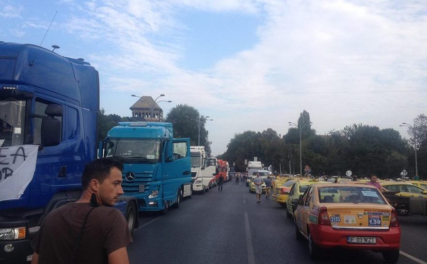 Protest al transportatorilor (Epoch Times România)
