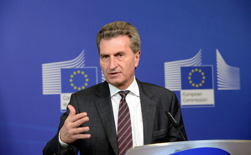 Comisarul european pentru economia şi societatea digitale, Günther H. Oettinger. (Captură Foto)