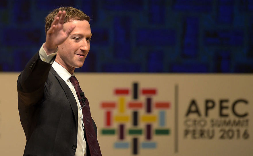 Mark Zuckerberg, CEO al Facebook, la CEO Summit în cadrul conferinţei Asia-Pacific Economic Cooperation din Lima, 19 noiembrie 2016