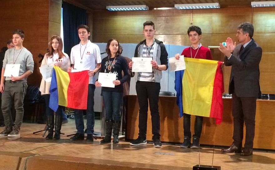 Elevi olimpici români la Turneul Internaţional de Informatică, 2016, Schumen, Bulgaria. (secundatv.ro)