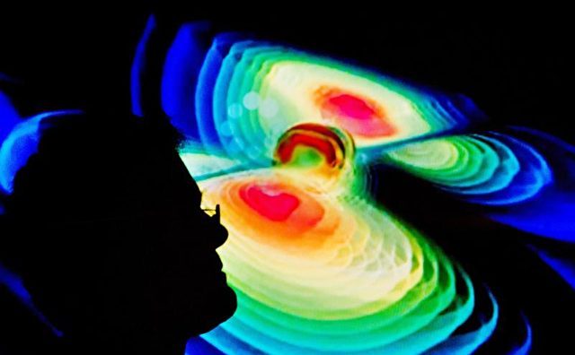 Umbra unui om de ştiinţă pe vizualizarea unei unde gravitaţionale
 