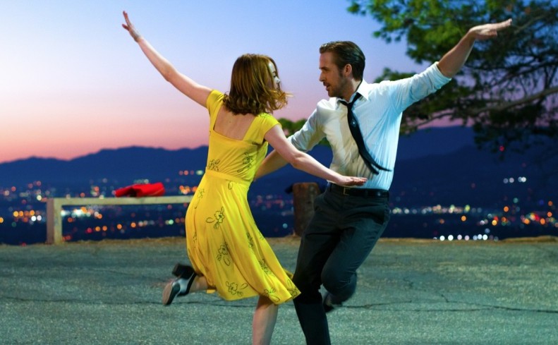 Ryan Gosling şi Emma Stone în filmul La La Land