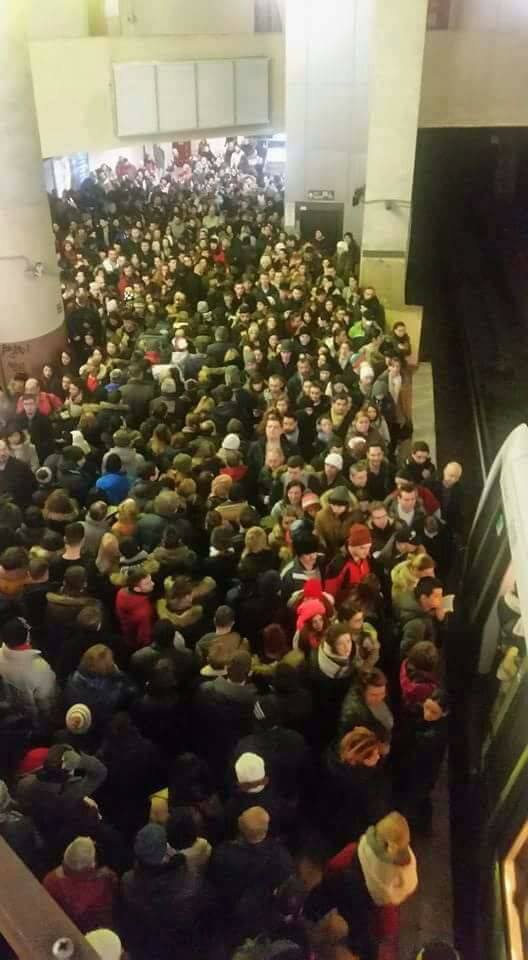 Metroul bucureştean la prima oră. (Facebook, Vlad Petreanu)