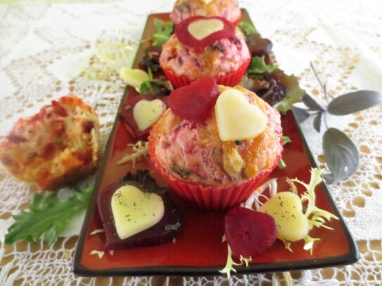 Brioşe cu sfeclă roşie şi caşcaval (Maria Matyiku / Epoch Times)