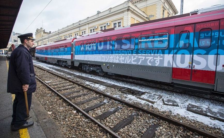 Tren pe care este scris sloganul “Kosovo este Serbia” este trimisa de sârbi înspre Kosovo în ianuarie 2017. Trenul a fost oprit la graniţă.