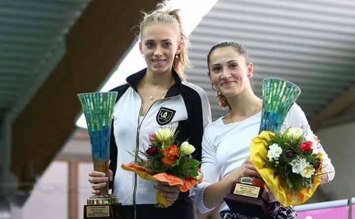 Jucătoarea română de tenis  Alexandra Cadanţu şi suedeza Cornelia Lister.