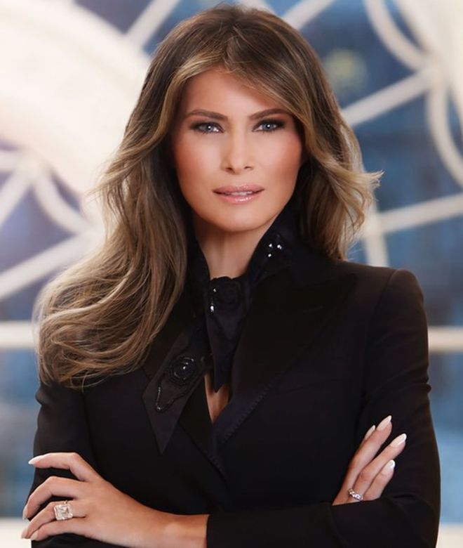 Primul portret oficial al Melaniei Trump ca Prima Doamnă a Statelor Unite ale Americii