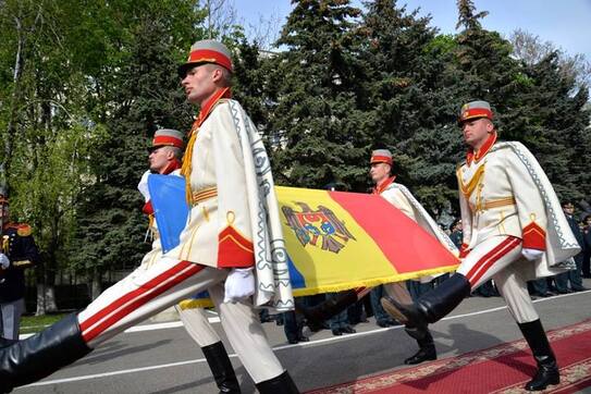 Ziua Drapelului de Stat sărbătorită la Chişinău 27.04.2017 (facebook.com)
