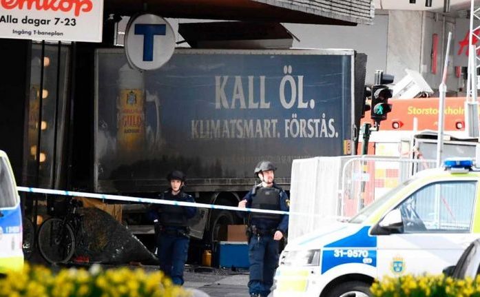 Scena unui atac cu un camion în Stockholm, 7 aprilie 2017.