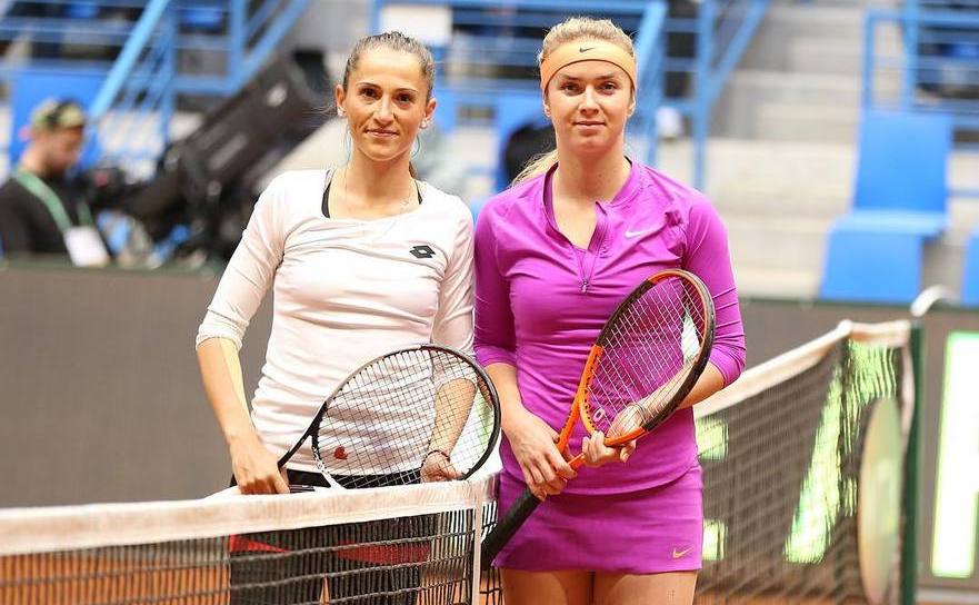 Jucătoarea română de tenis Alexandra Cadanţu alături de ucraineanca Elina Svitolina.