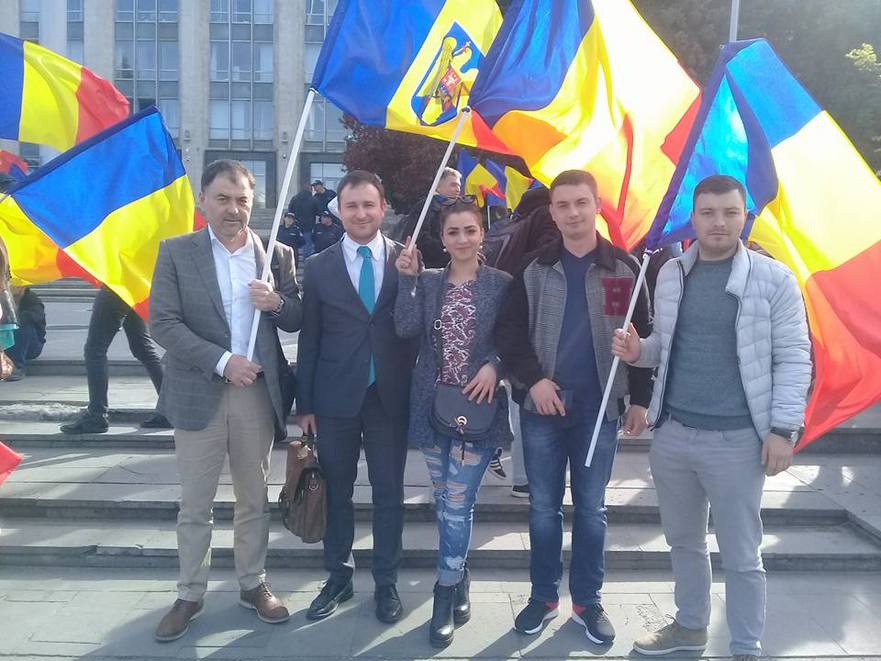 Anatol Şalaru sărbătorind la Chişinău ziua Tricolorului