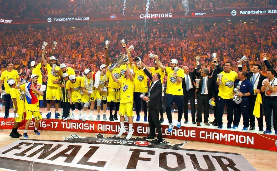 Fenerbahce Istanbul, campioană europeană la baschet masculin.