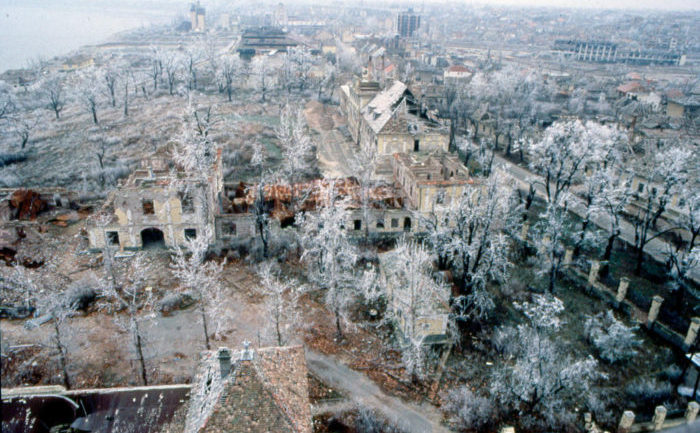 Oraşul Vukovar după bombardamente