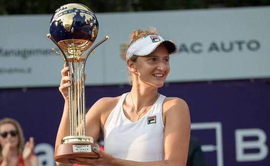 Jucătoarea română Irina Camelia Begu. (BRD Bucharest Open/facebook)