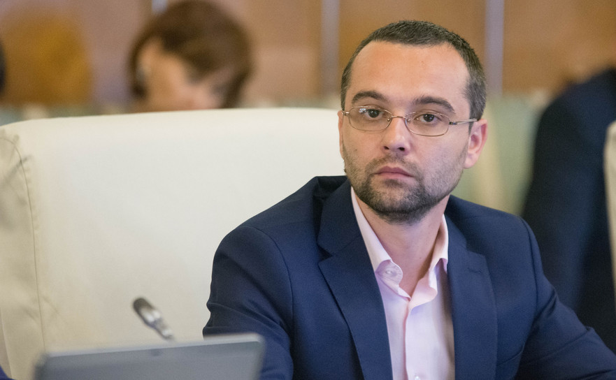 Gabriel Petrea(Ministrul Consultarii Publice si Dialogului Social), (Florin Chirila/Epoch Times)