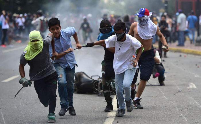 Protest anti-guvern în capitala venezueleană Caracas, 30 iulie 2017.