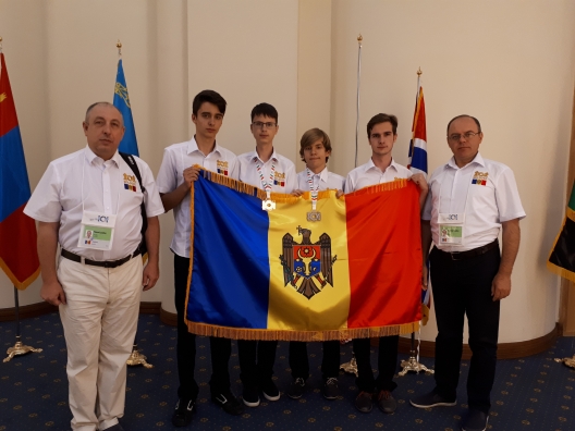 Echipa care a reprezentat R. Moldova la Olimpiada Internaţională la Informatică de la Teheran