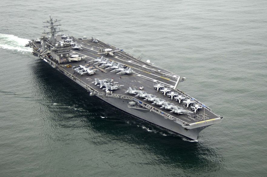 Portavionul american USS Nimitz.