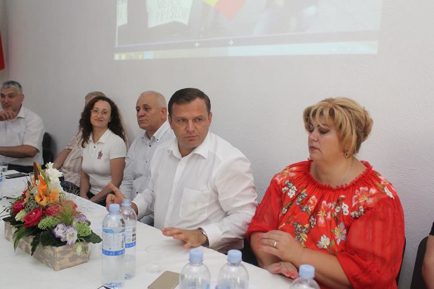 Andrei Năstase şi alţi membri ai Platformei DA din R. Moldova