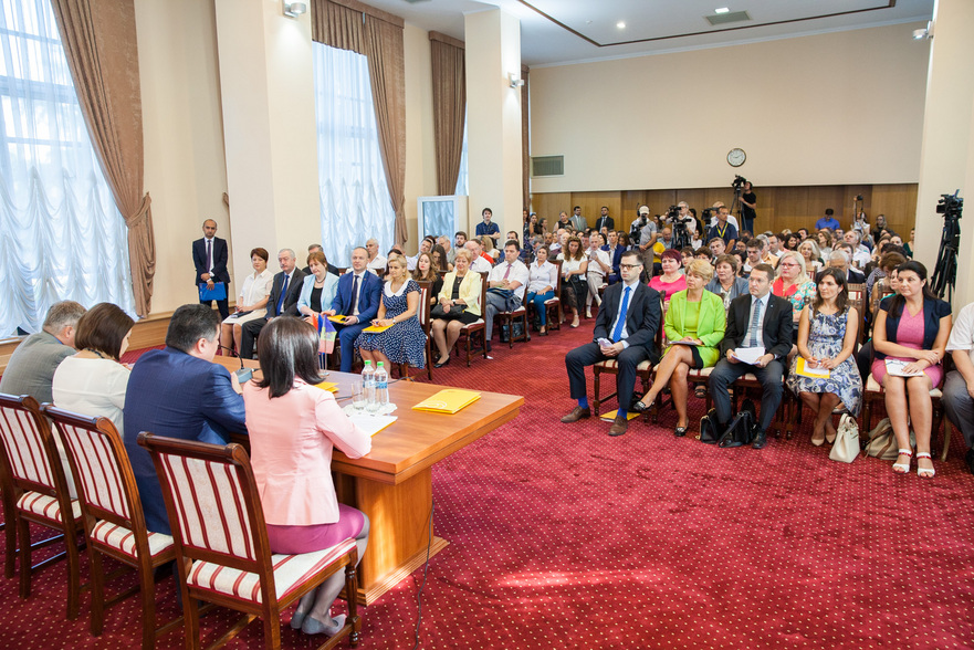 Diaspora la întâlnire cu reprezentanţii Guvernului R. Moldova