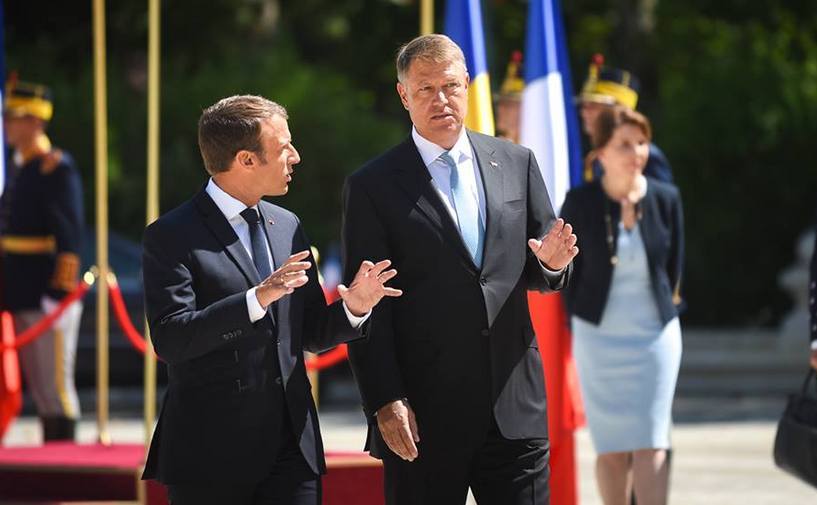 Preşedinţii Klaus Ioannis şi Emmanuel Macron