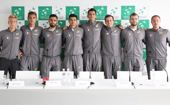 Echipa de Cupa Davis a României, formată din Dragoş Dima, Nicolae Frunză,  Bogdan Borza şi Horia Tecău, cu căpitanul nejucător Andrei Pavel.