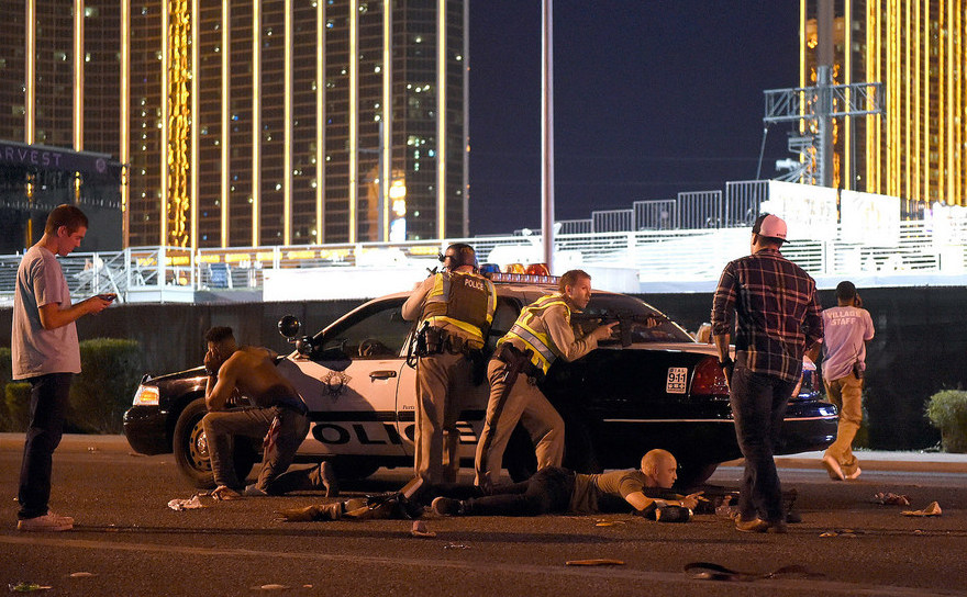 Scena masacrului din Las Vegas, din apropierea hotelului Mandalay Bay, 1 octombrie 2017.