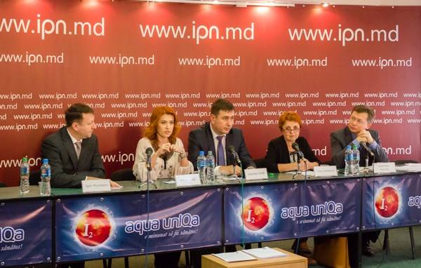 Experţi economici din R. Moldova (facebook.com)