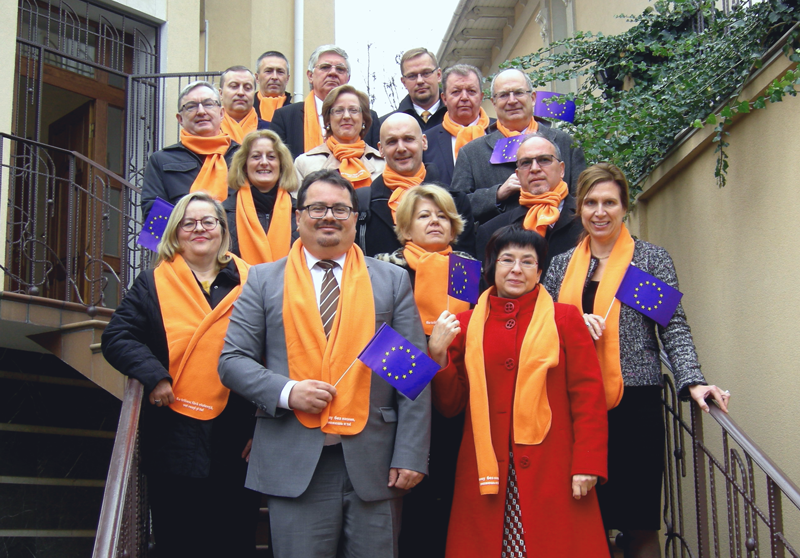 
Ambasadorul UE şi colegii ambasadori ai statelor membre UE din RM susţin lupta contra violenţei împotriva femeilor.
