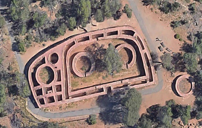 Aproape de situl arheologic „Templul Soarelui“,   în Colorado, construit în jurul anului 1200 d.Hr, cercetătorii au   identificat o serie de forme geometrice, care dezvăluie un geniu   arhitectural aproape imposibil de reprodus.