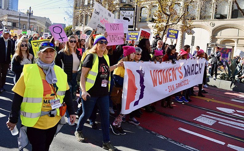 Protest în oraşul american San Francisco ca parte a Marşului Femeilor, 20 ianuarie 2018. (Wikipedia.org)