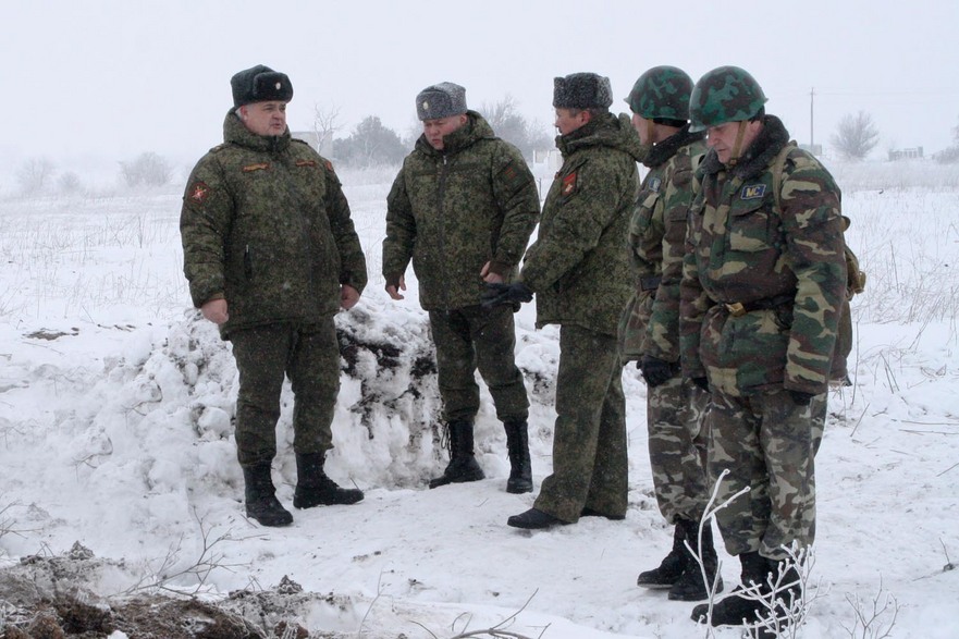 Militari ai pretinsului minister de interne a regiunii separatiste