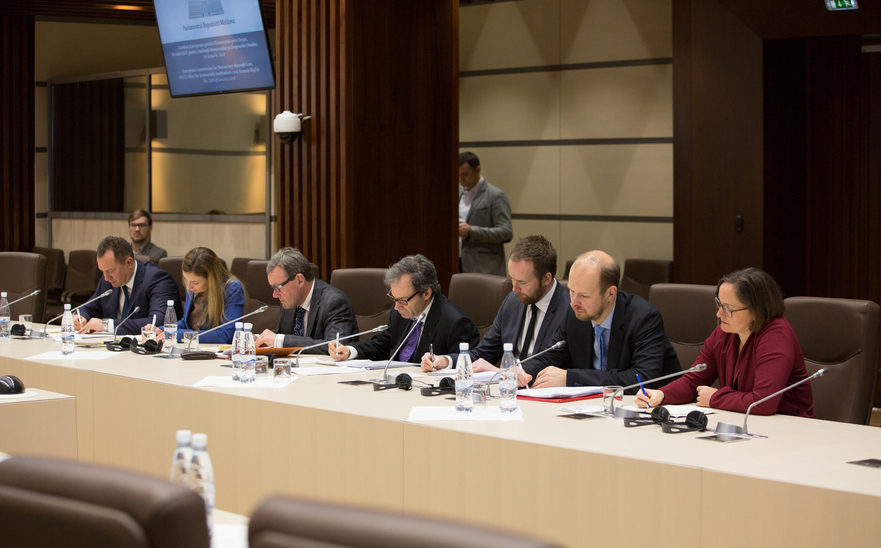 Experţi ai Comisiei de la Veneţia, OSCE/ODIHR în vizită la Chişinău (parlament.md)